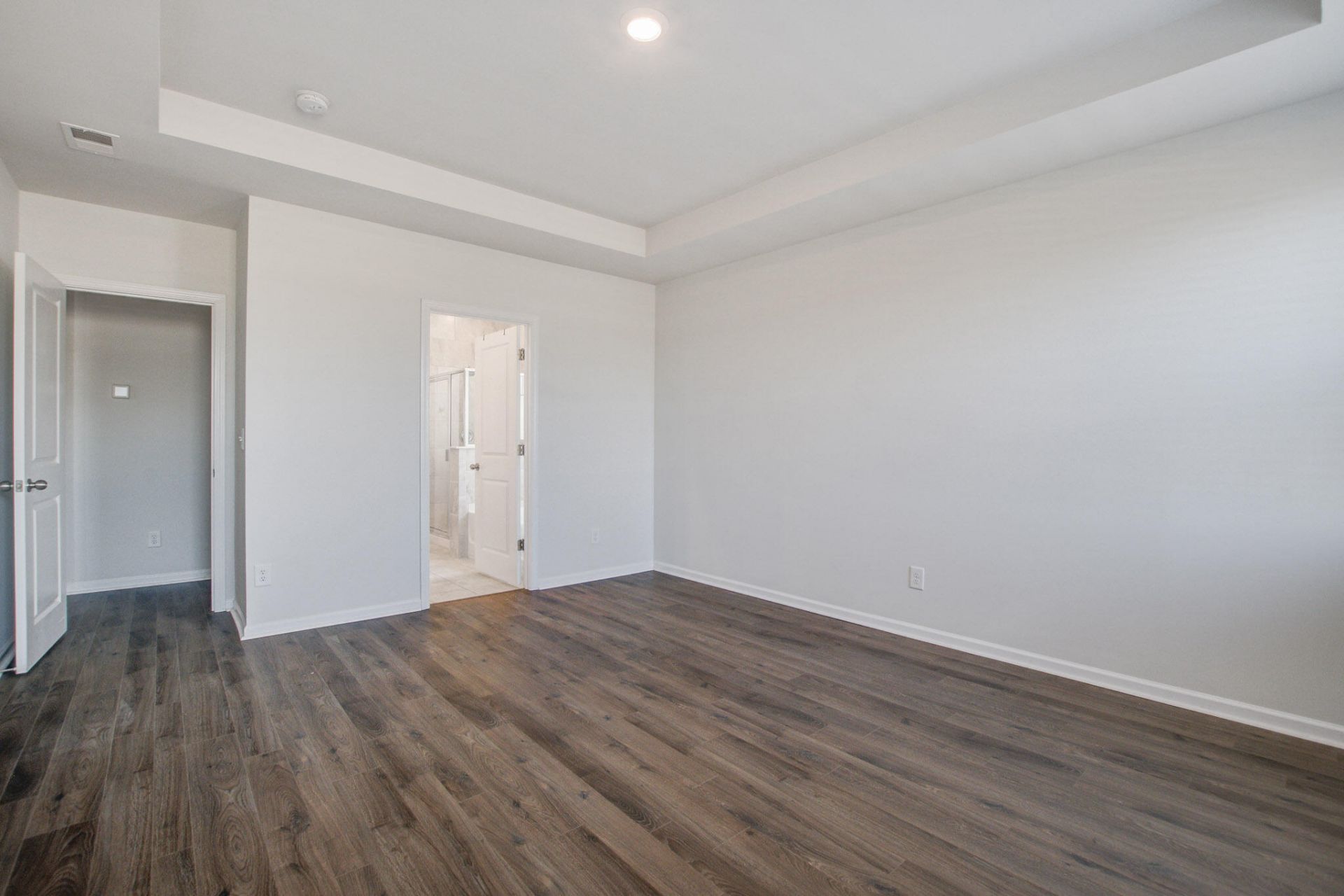 414 Squire Pope Road Photo 17