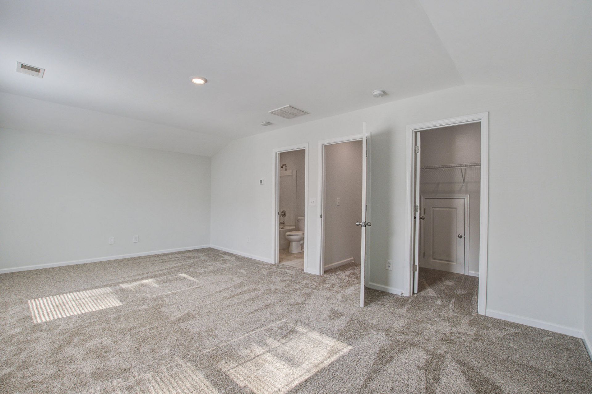 414 Squire Pope Road Photo 26