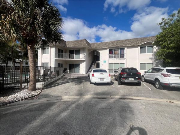 5501 NE 25TH Avenue, Unit 6, Fort Lauderdale, FL 33308