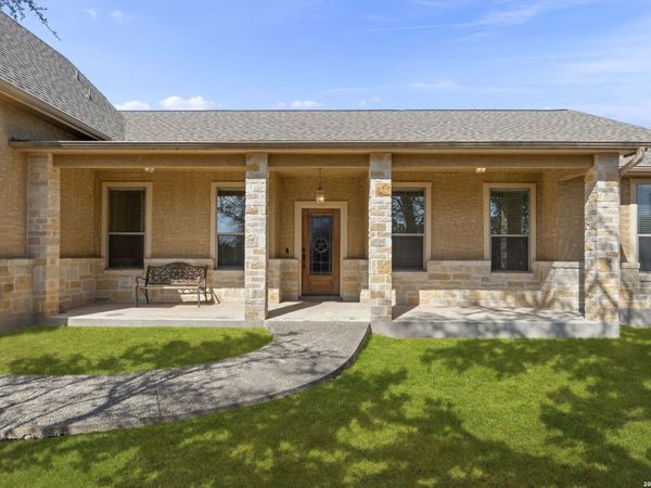 448 Western Trail, Bandera, TX 78003