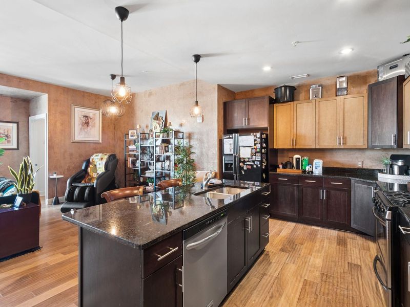1145 N High Street, Unit 304, Columbus, OH 43201 Photo 5