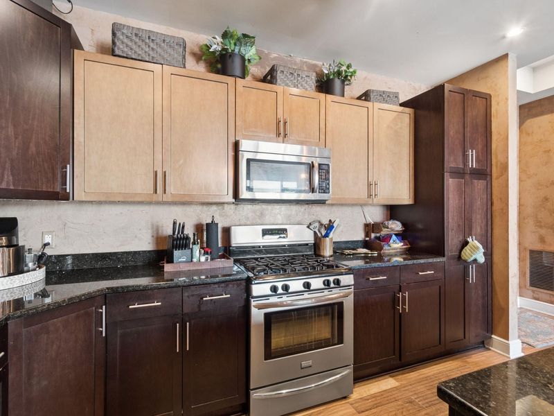 1145 N High Street, Unit 304, Columbus, OH 43201 Photo 7
