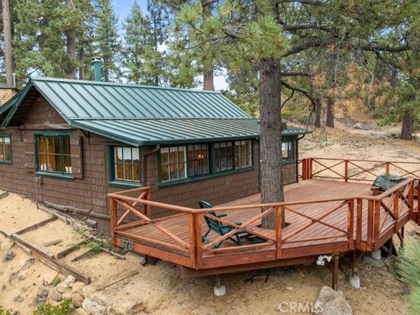 376 Big Bear, Fawnskin, CA 92333