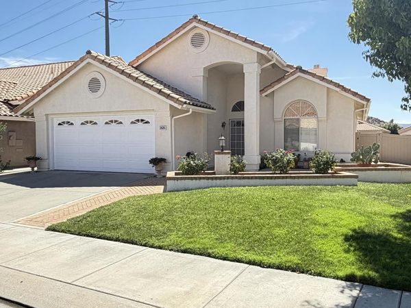 6252 W Bardmoor Avenue, Banning, CA 92220
