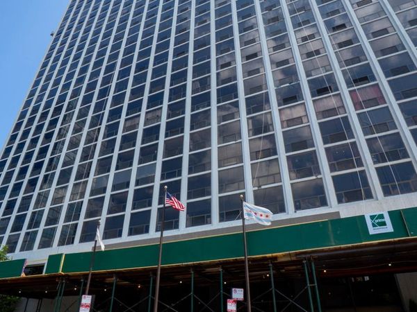 4343 N Clarendon Avenue , Unit 2712, Chicago, IL 60613