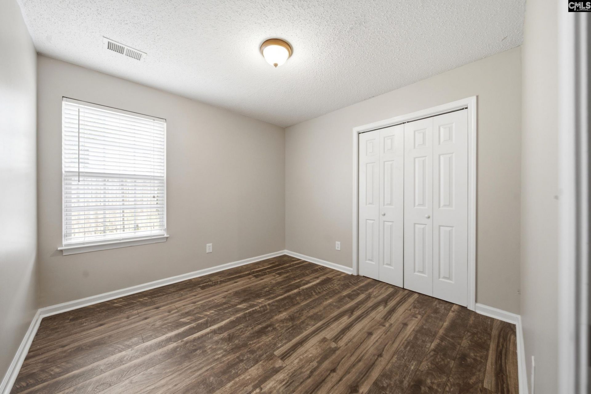 265 Arthurdale Drive  Photo 18