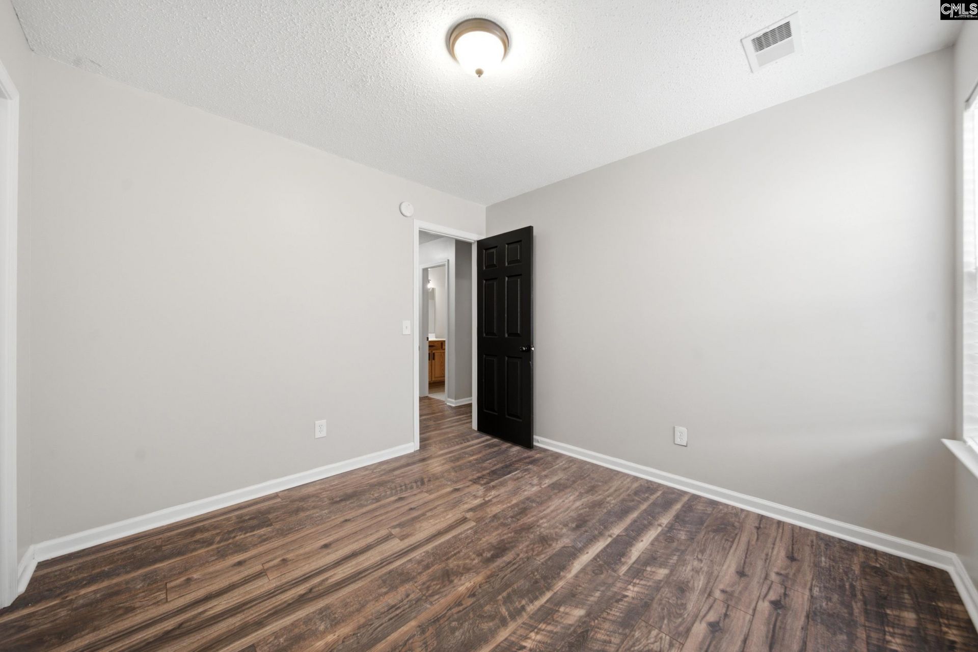 265 Arthurdale Drive  Photo 19