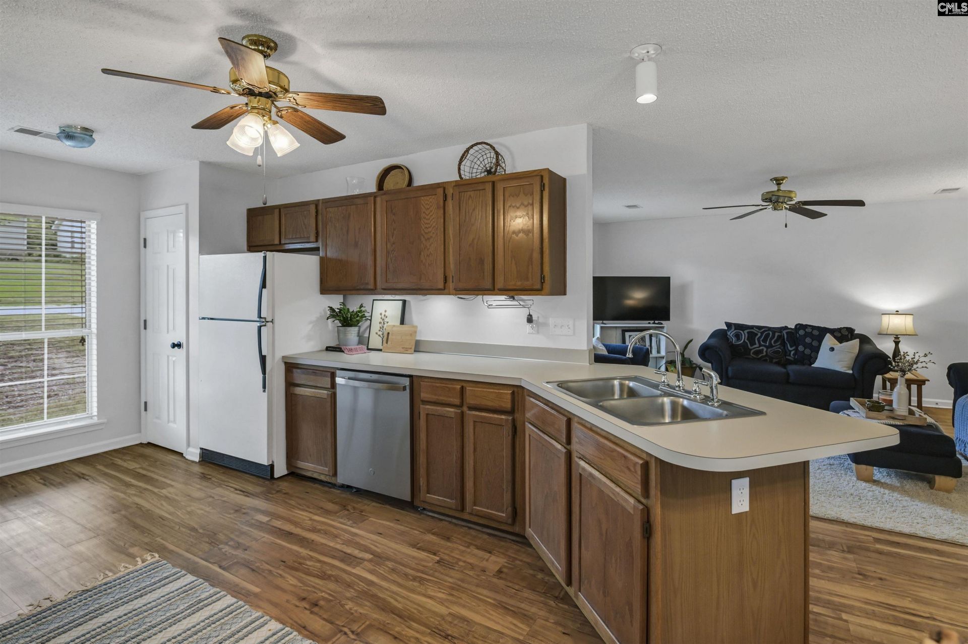 228 Barger Circle  Photo 6