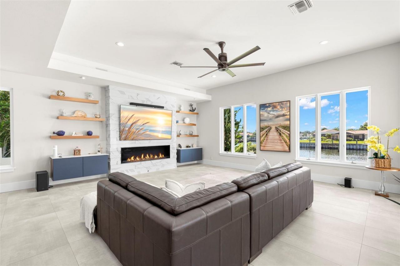 4130 42nd Avenue S, Saint Petersburg, FL 33711 Photo