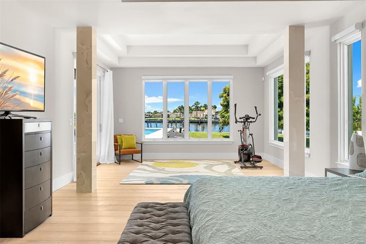 4130 42nd Avenue S, Saint Petersburg, FL 33711 Photo