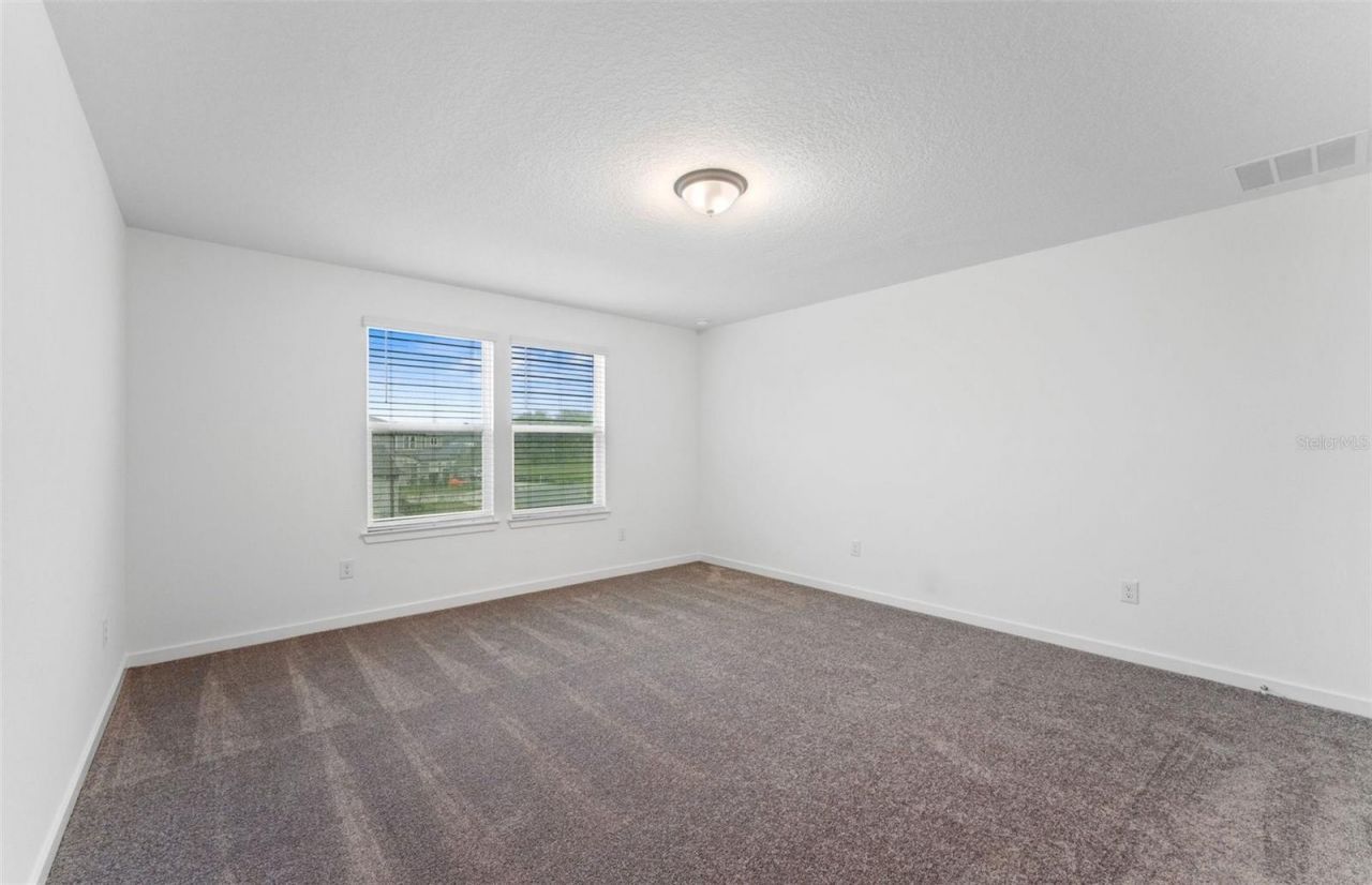 37385 Clinch Circle, Zephyrhills, FL 33540 Photo