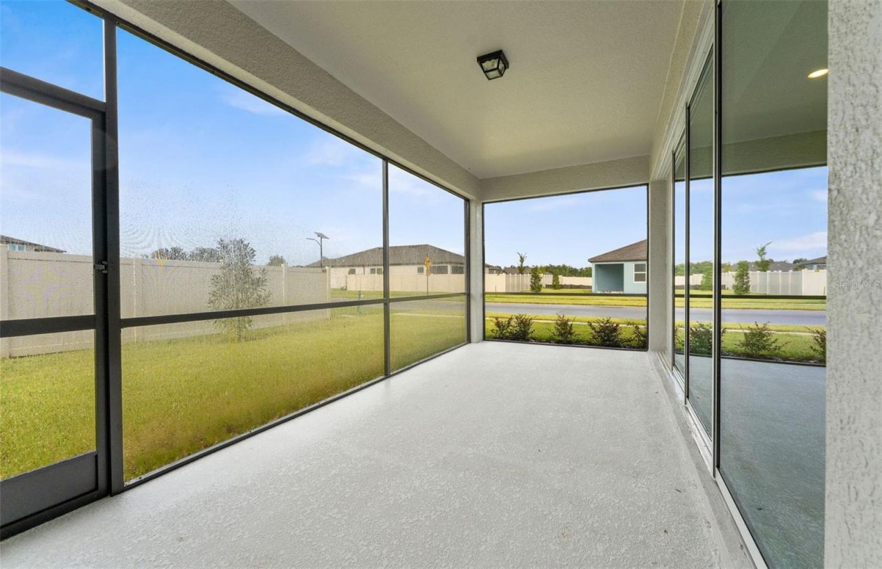 37385 Clinch Circle, Zephyrhills, FL 33540 Photo