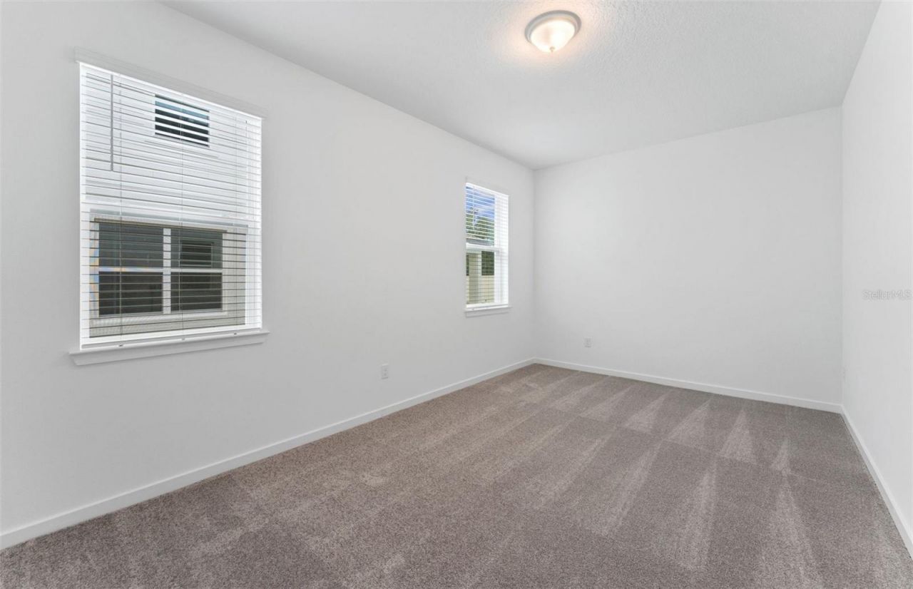 37385 Clinch Circle, Zephyrhills, FL 33540 Photo