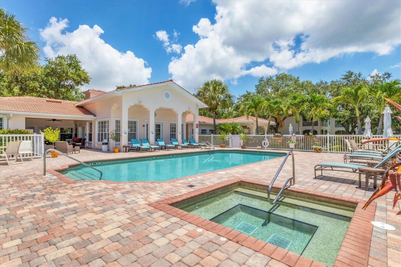 4256 Central Sarasota Parkway, Unit 325, Sarasota, FL 34238 Photo