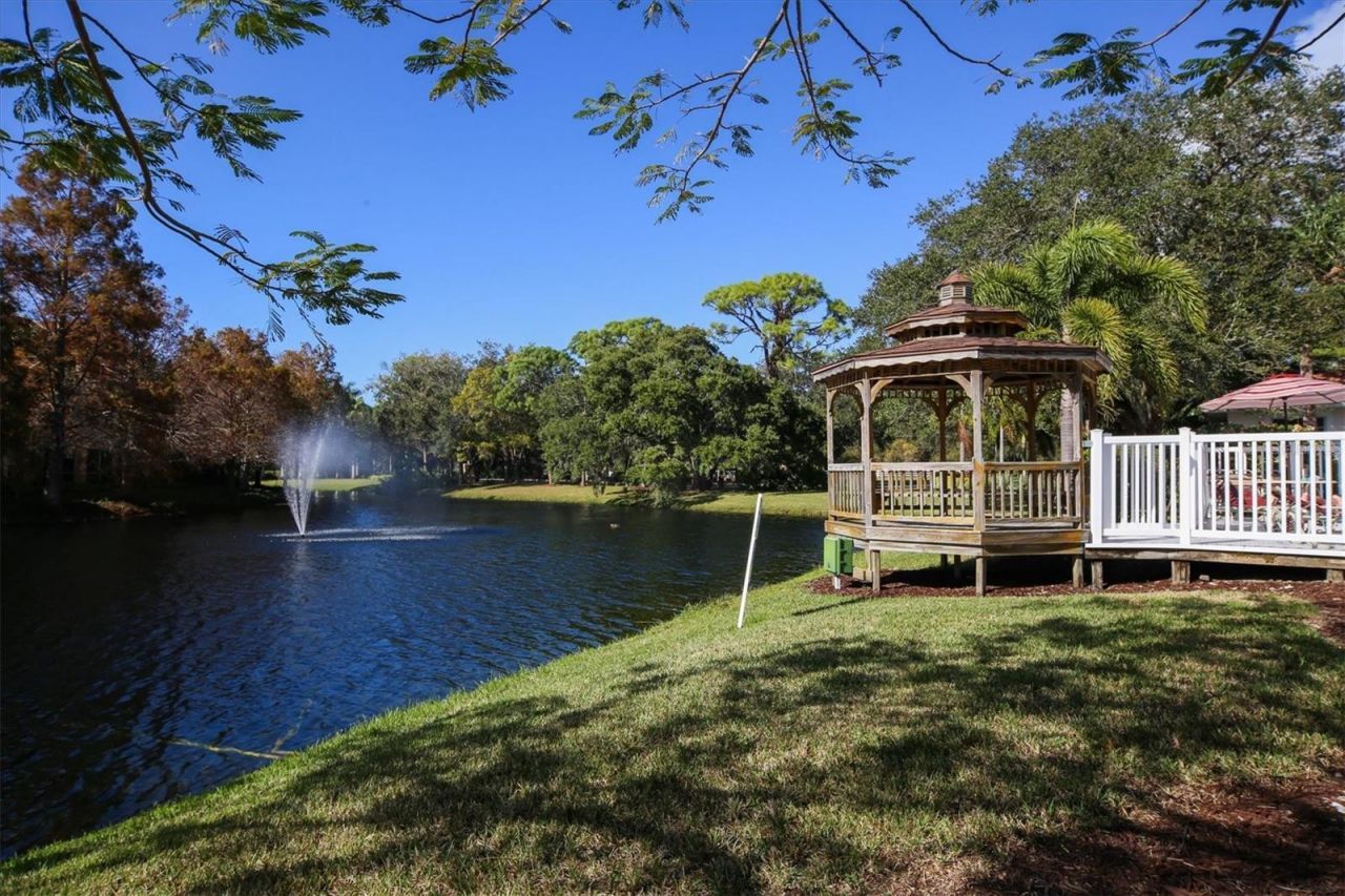 4256 Central Sarasota Parkway, Unit 325, Sarasota, FL 34238 Photo