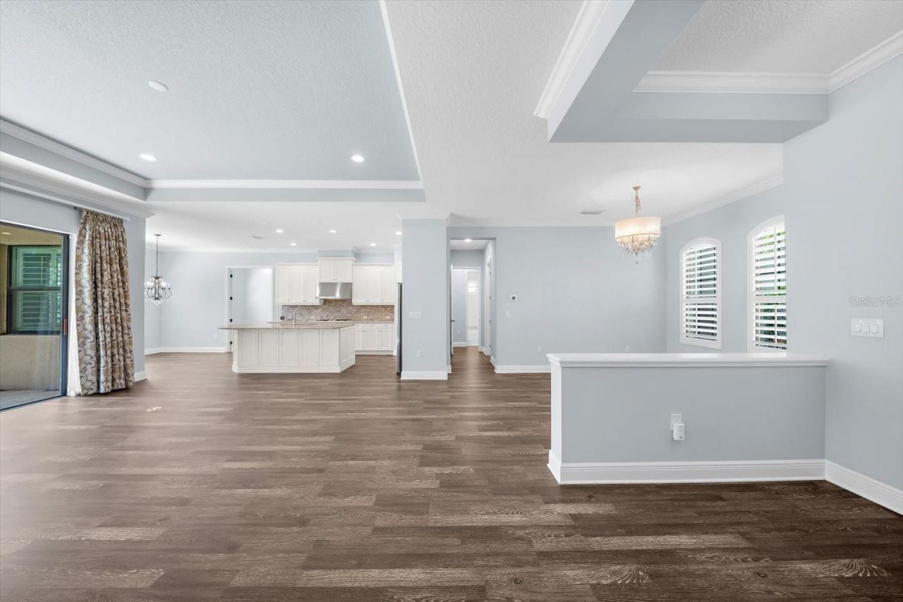 8256 Larkspur Circle, Sarasota, FL 34241 Photo
