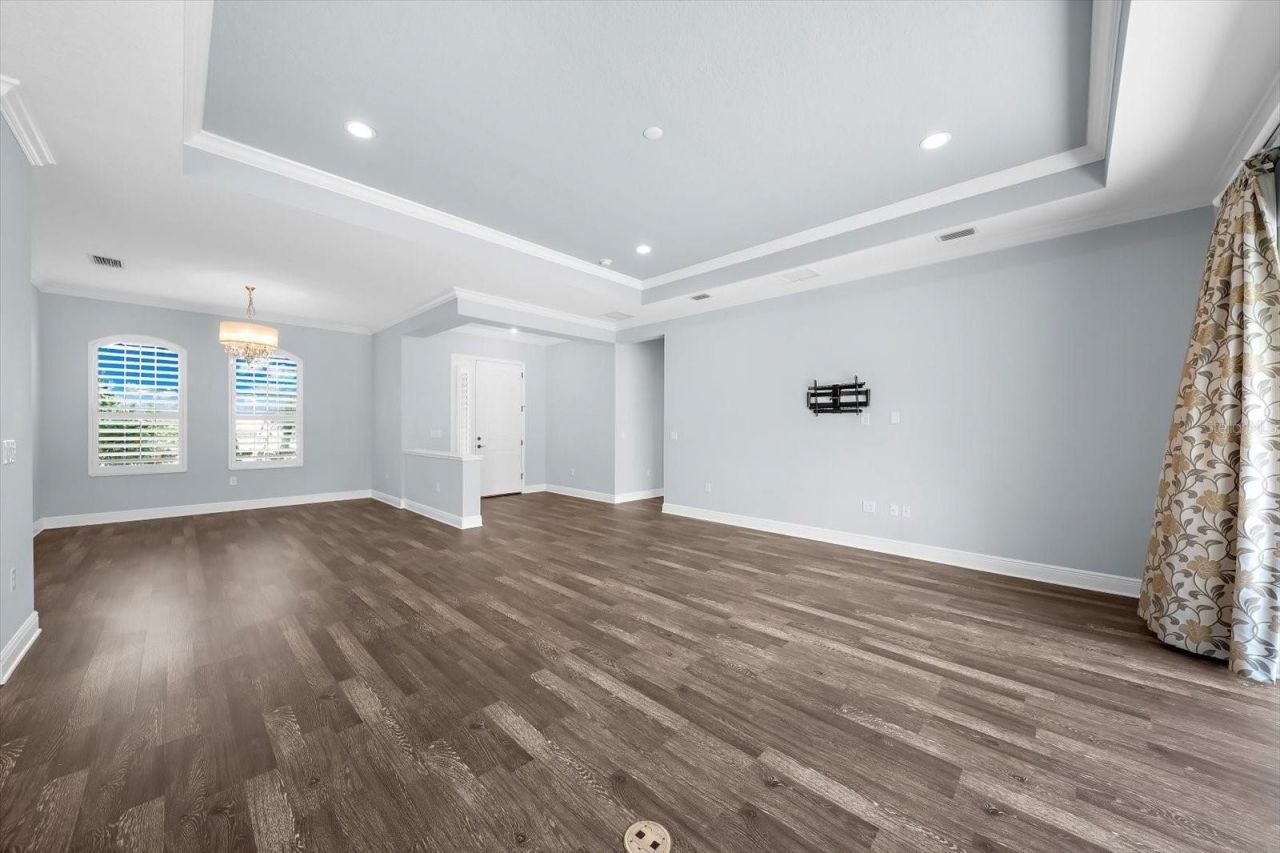 8256 Larkspur Circle, Sarasota, FL 34241 Photo