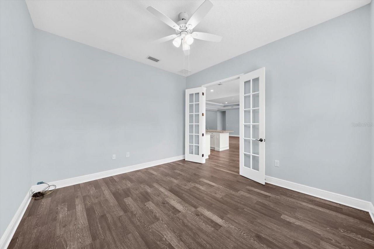 8256 Larkspur Circle, Sarasota, FL 34241 Photo