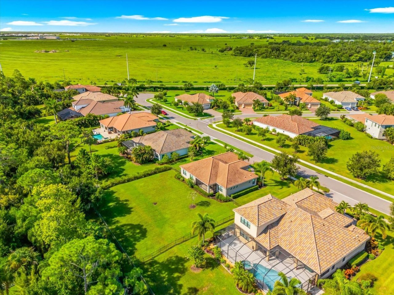 8256 Larkspur Circle, Sarasota, FL 34241 Photo