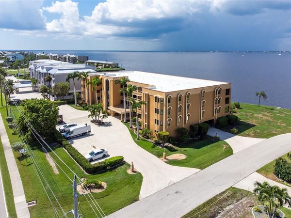 1601 PARK BEACH CIRCLE, Unit 18, PUNTA GORDA, FL 33950