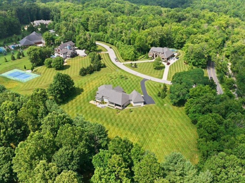 2 Birdhaven Lane, Indian Hill, OH 45242 Photo 90