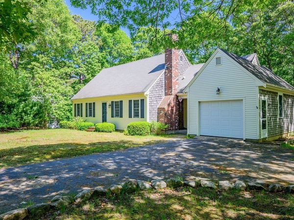 20 Bray Farm Rd S, Yarmouth, MA 02675