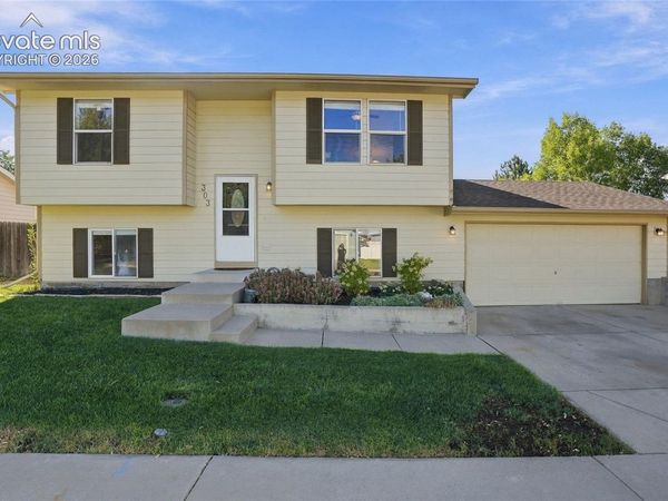 303 Sundance Parkway, Dacono, CO 80514
