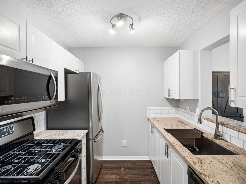 4103 Blendon Point Drive, Columbus, OH 43230 Photo 6