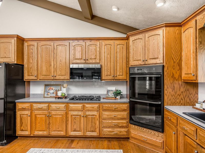 4045 Apple Valley Drive, Howard, OH 43028 Photo 13