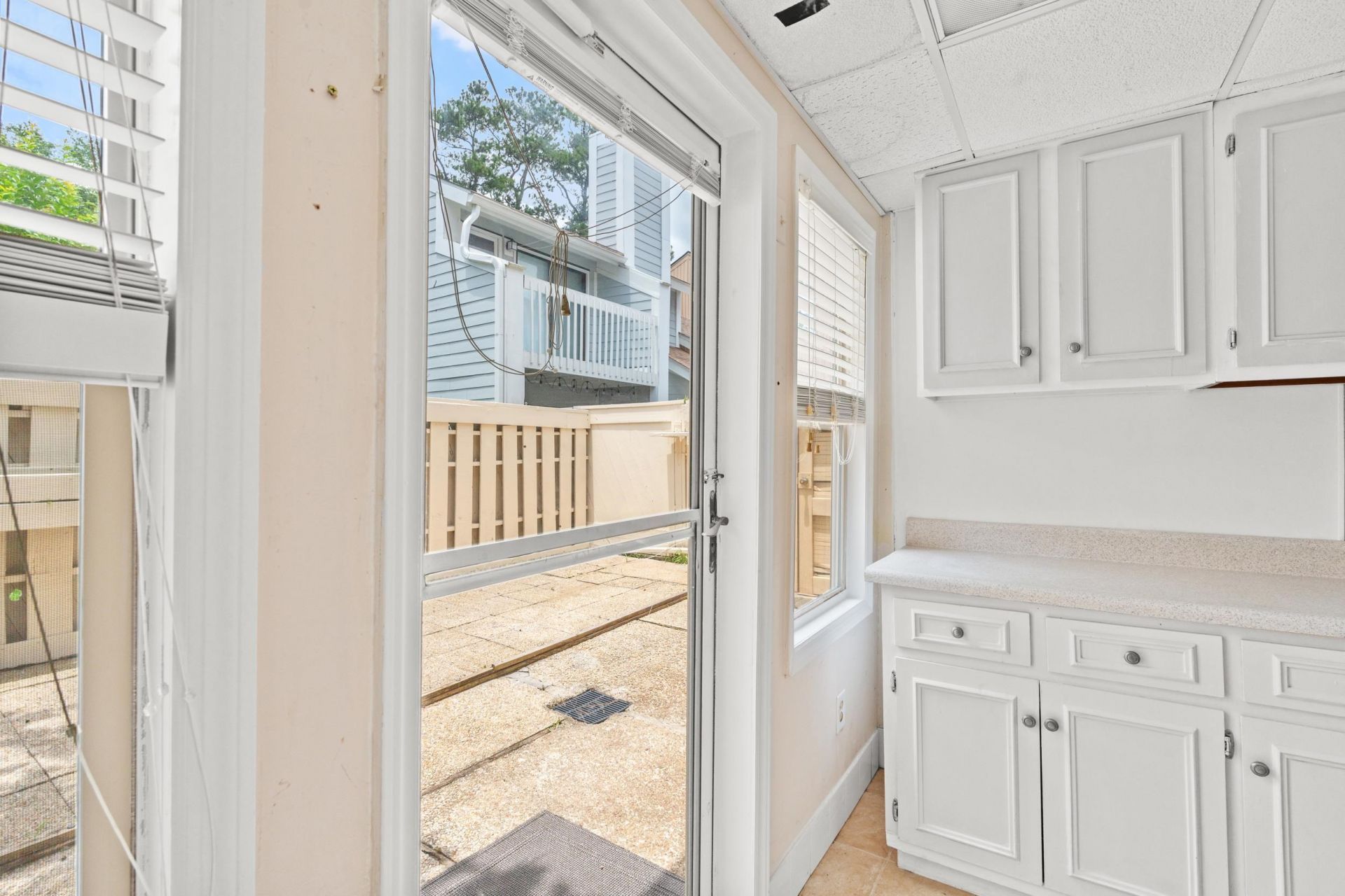 310 74th Ave. N Photo 18