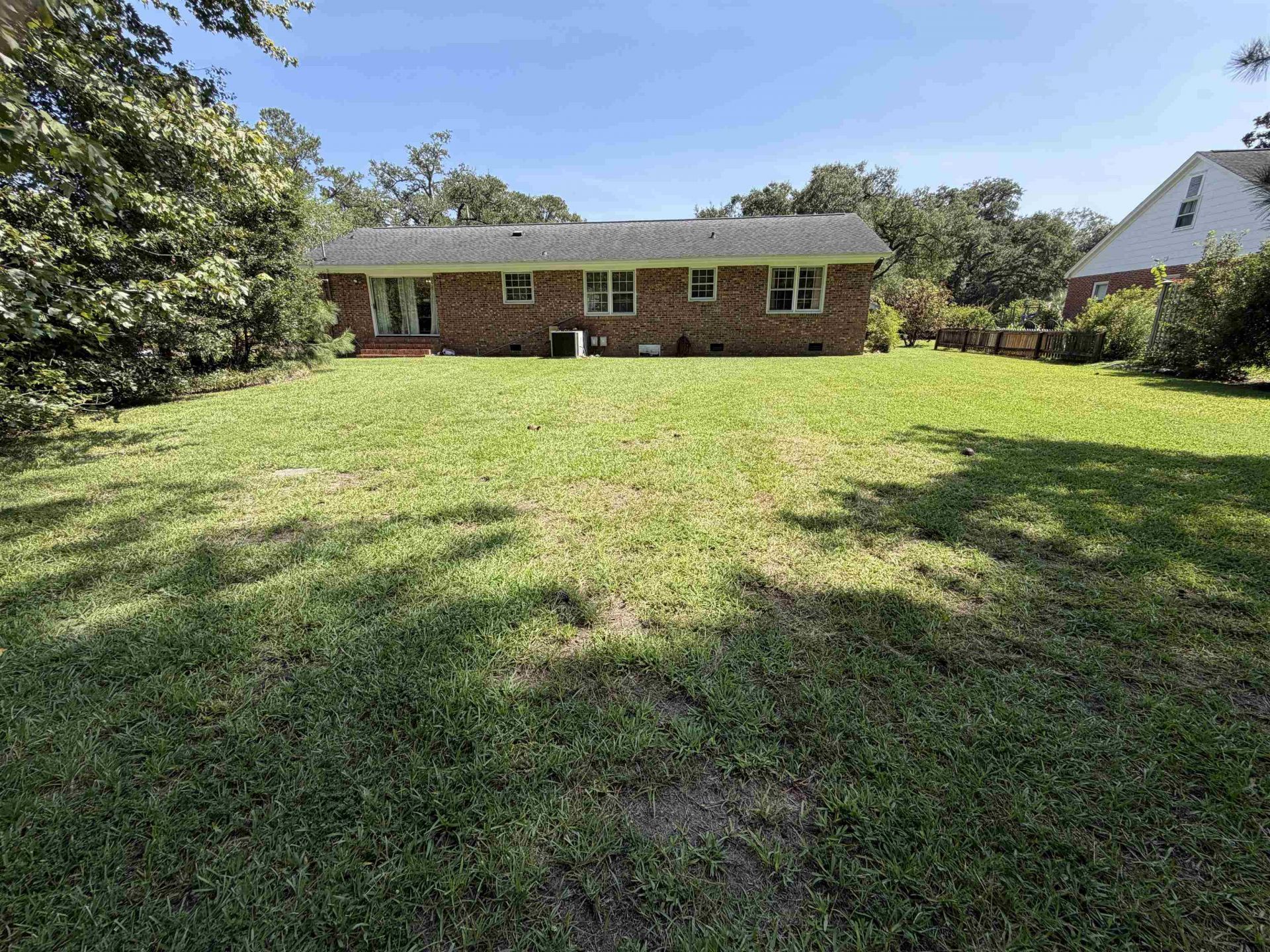 1003 Lakeside Dr. Photo 10