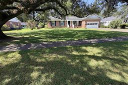 1003 Lakeside Dr. photo 4