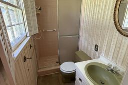 1003 Lakeside Dr. photo 4