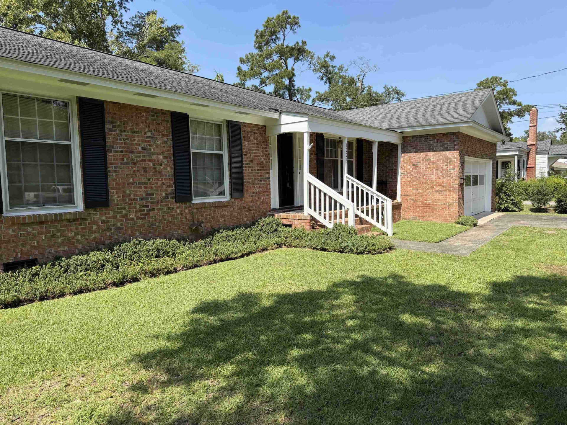 1003 Lakeside Dr. Photo 7