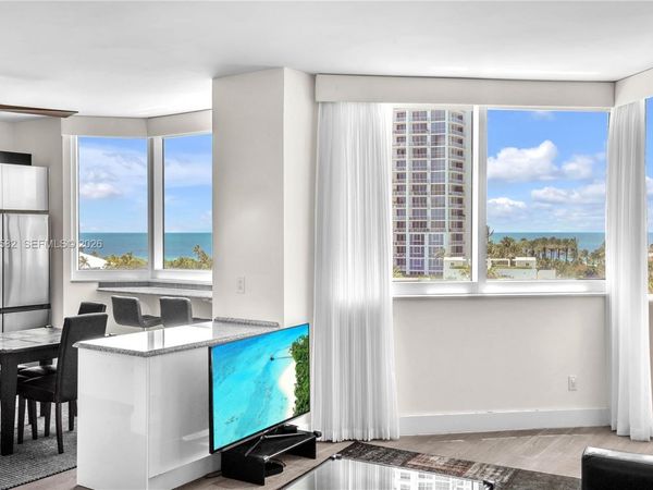 300 S Pointe Dr , Unit 809, Miami Beach, FL 33139