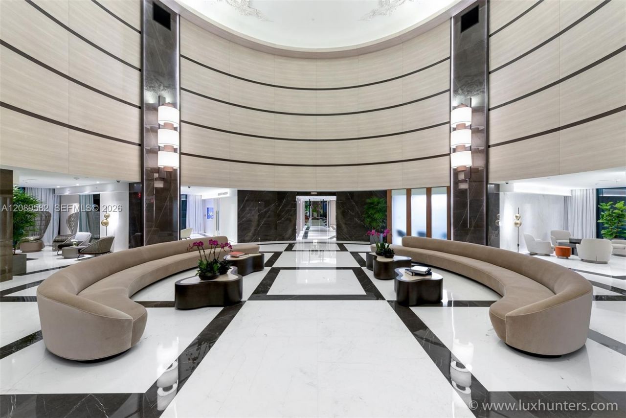300 S Pointe Dr, Unit 809, Miami Beach, FL 33139 Photo