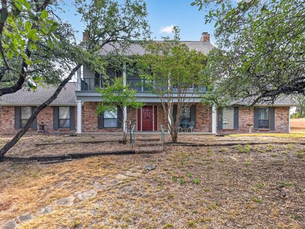 448 Remuda Drive , Fort Worth, TX 76108