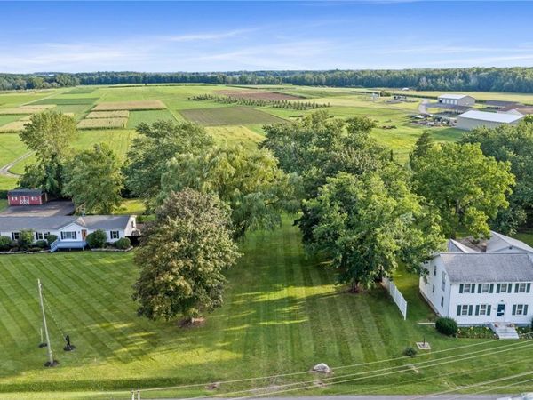 1067 County Road 4, Geneva, NY 14456