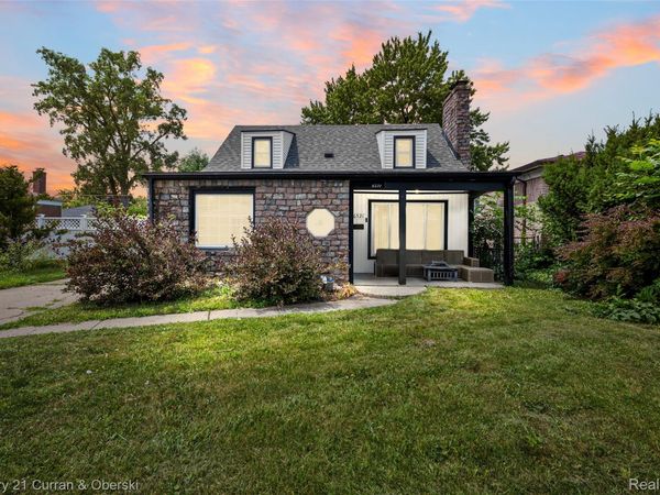 6521 Berwyn Street , Dearborn Heights, Mi 48127