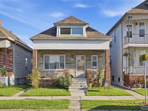 2374 Burger Street, Hamtramck, Mi 48212