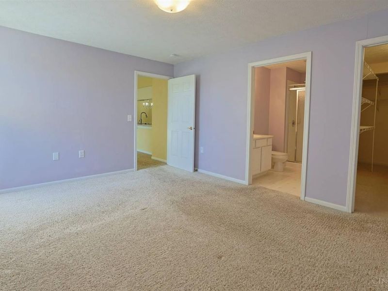 5344 Meadow Walk Lane, Green Township, OH 45247 Photo 15