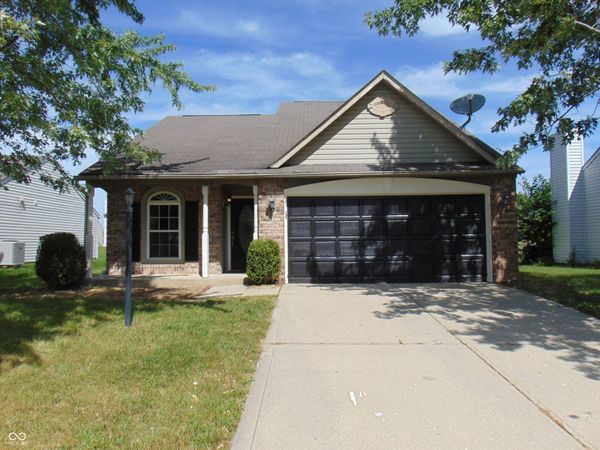 11108 Fall Drive , Indianapolis, IN 46229