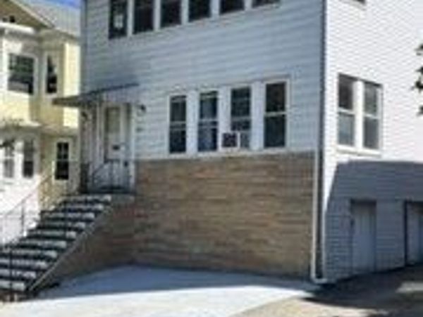 269 Alewife Brook Pkwy, Unit 2, Somerville, MA 02144