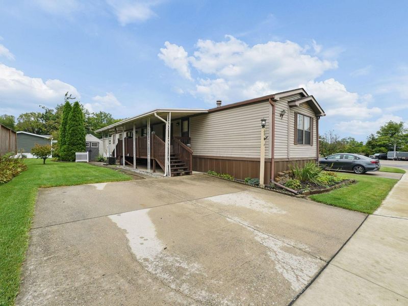 58 Birch Row Drive, Delaware, OH 43015 Photo 4