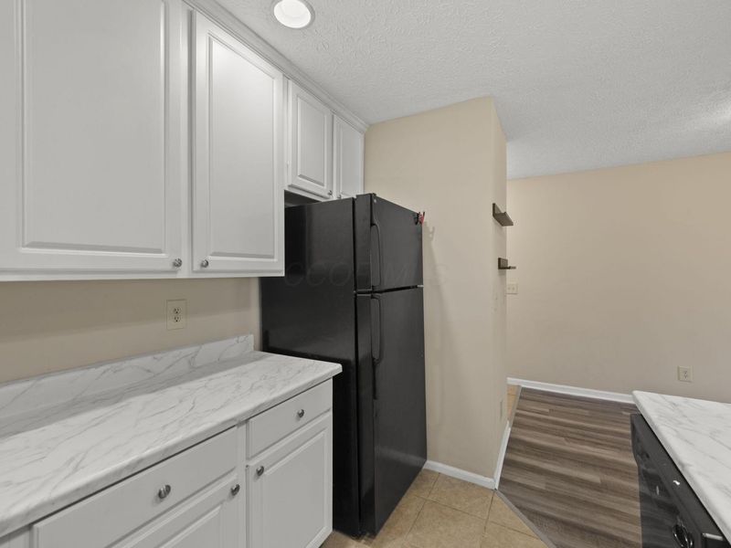 5307 Stonemeadow Avenue , Unit F, Columbus, OH 43220 Photo 14