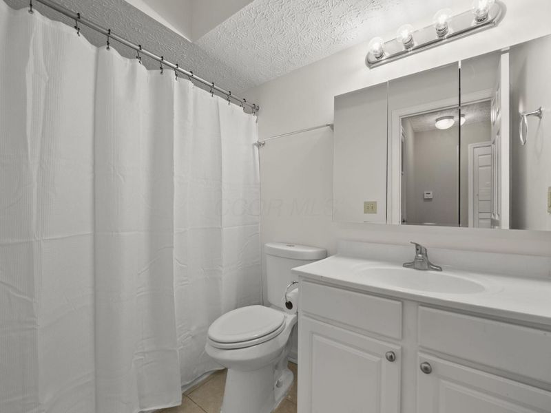 5307 Stonemeadow Avenue , Unit F, Columbus, OH 43220 Photo 23