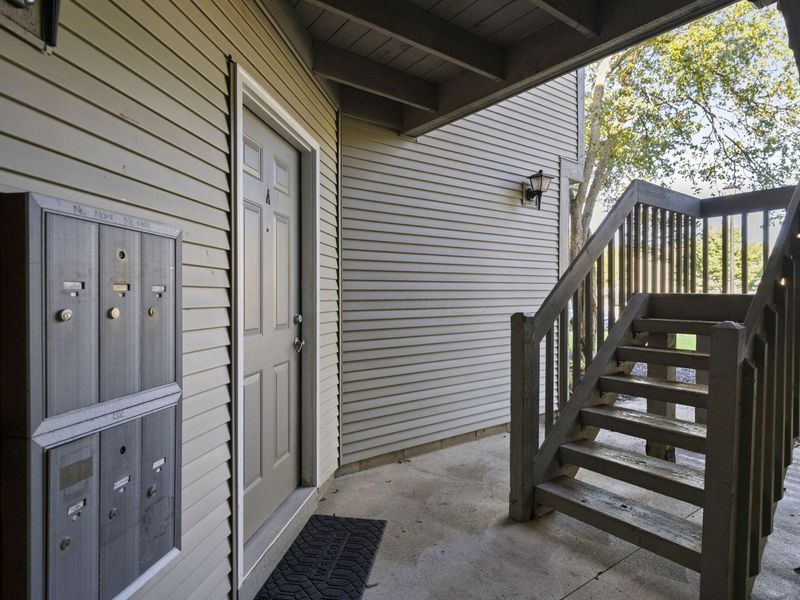 5307 Stonemeadow Avenue , Unit F, Columbus, OH 43220 Photo 26