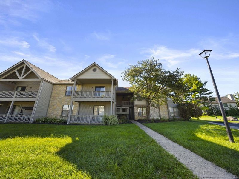 5307 Stonemeadow Avenue , Unit F, Columbus, OH 43220 Photo 30