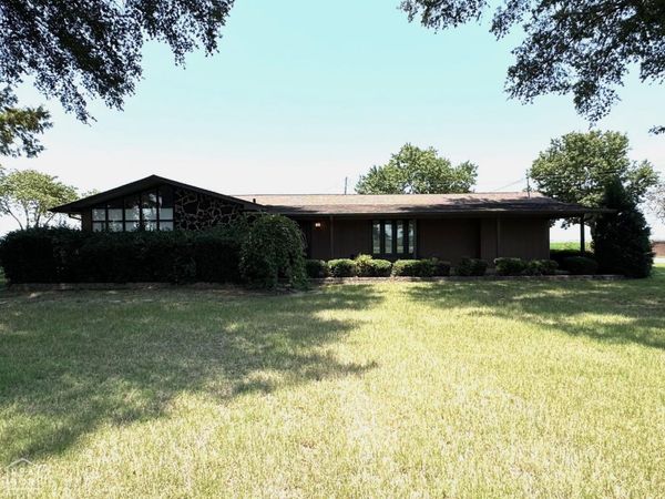 12695 Hwy 90, Rector, AR 72461