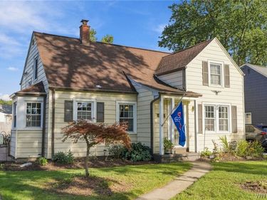492 Lamarck Drive, Buffalo, NY 14225